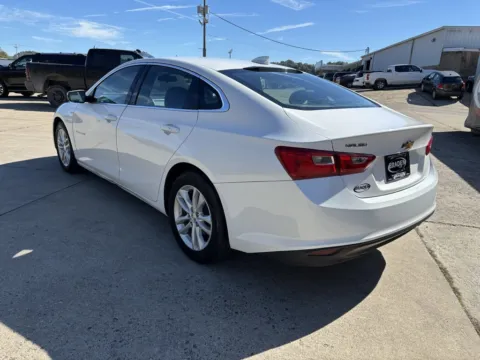 More photos of 2018 Chevrolet Malibu LT at Braden Chrysler Dodge Jeep Ram, OH