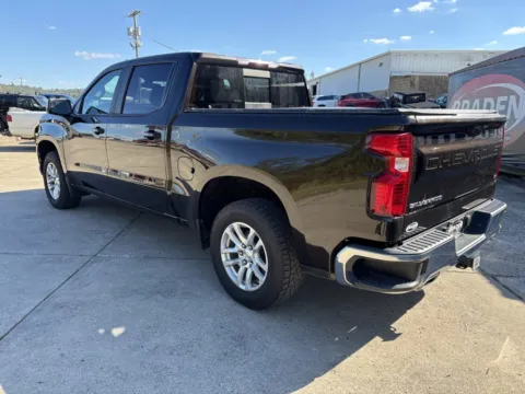 More photos of 2019 Chevrolet Silverado 1500 LT at Braden Chrysler Dodge Jeep Ram, OH