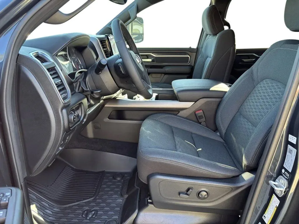 2026 RAM 1500 Big Horn/Lone Star - Photo 23