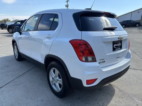 More photos of 2021 Chevrolet Trax LS at Braden Chrysler Dodge Jeep Ram, OH