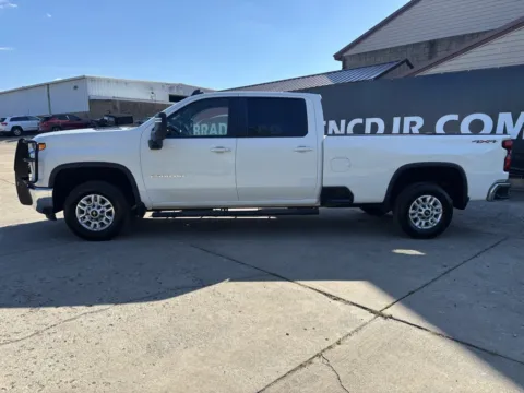 More photos of 2022 Chevrolet Silverado 2500HD LT at Braden Chrysler Dodge Jeep Ram, OH