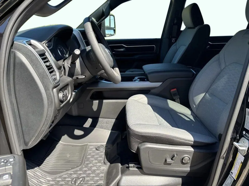 2026 RAM 1500 Big Horn/Lone Star - Photo 24