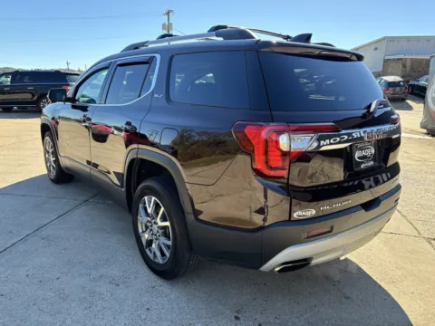 More photos of 2020 GMC Acadia SLT at Braden Chrysler Dodge Jeep Ram, OH
