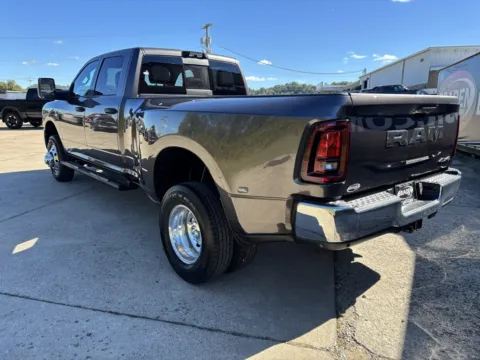 More photos of 2026 Ram 3500 Tradesman at Braden Chrysler Dodge Jeep Ram, OH