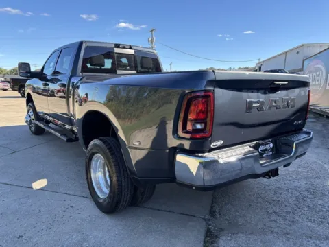 More photos of 2026 Ram 3500 Tradesman at Braden Chrysler Dodge Jeep Ram, OH