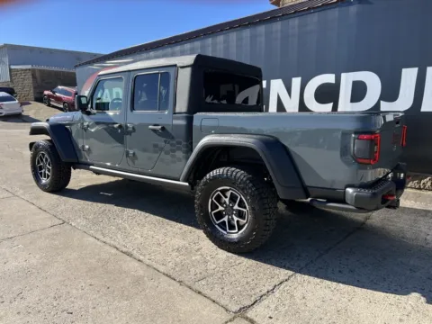 More photos of 2025 Jeep Gladiator Rubicon at Braden Chrysler Dodge Jeep Ram, OH