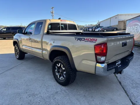 More photos of 2016 Toyota Tacoma TRD Sport at Braden Chrysler Dodge Jeep Ram, OH