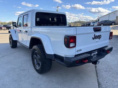More photos of 2021 Jeep Gladiator Rubicon at Braden Chrysler Dodge Jeep Ram, OH