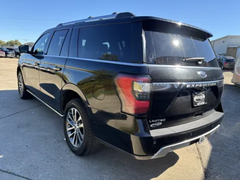 More photos of 2018 Ford Expedition Max Limited at Braden Chrysler Dodge Jeep Ram, OH