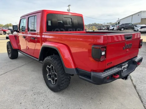 More photos of 2020 Jeep Gladiator Rubicon at Braden Chrysler Dodge Jeep Ram, OH