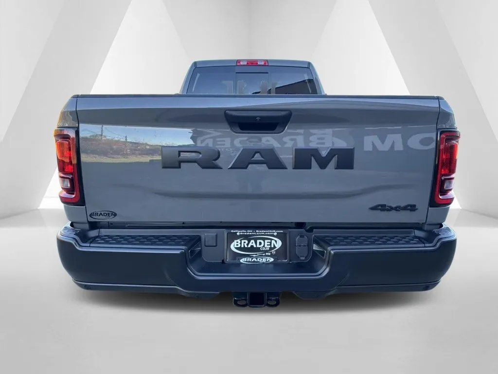 2026 RAM 2500 Tradesman - Photo 6