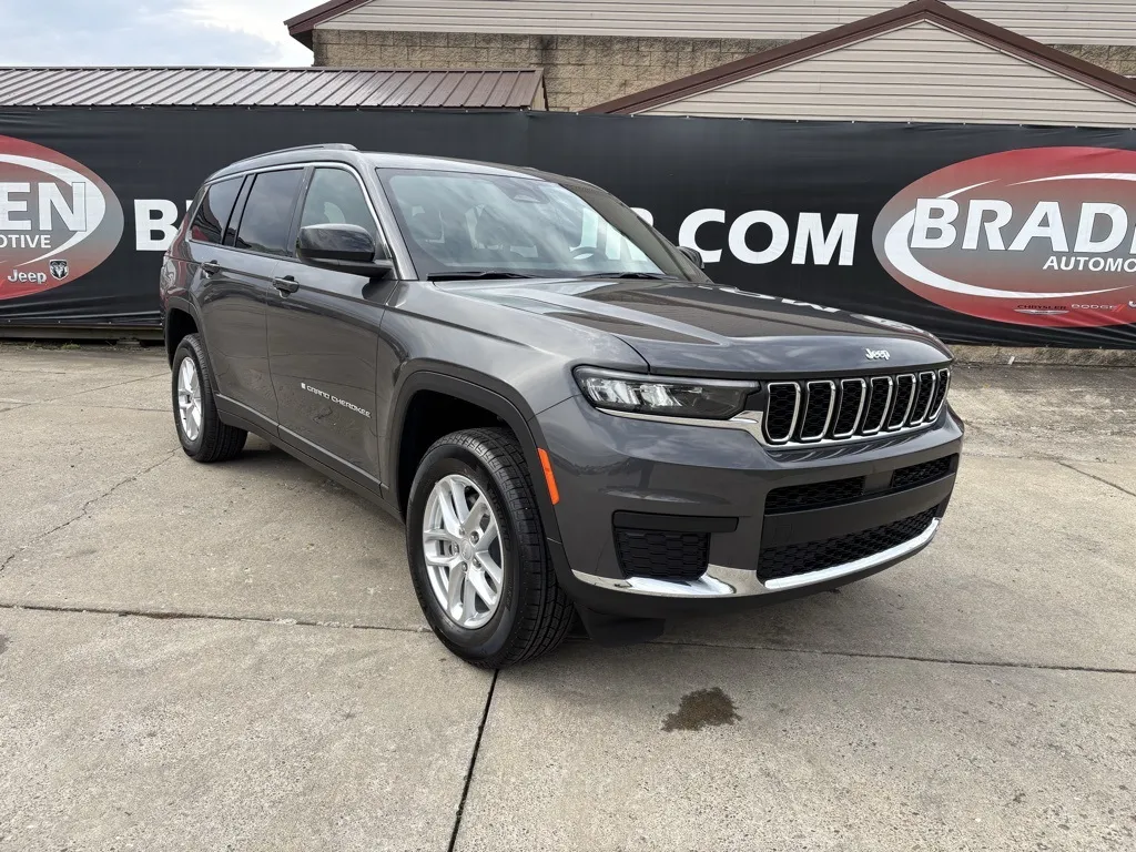Gray 2025 Jeep Grand Cherokee L Laredo for sale in Gallipolis, OH