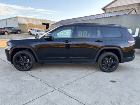More photos of 2024 Jeep Grand Cherokee L Altitude X at Braden Chrysler Dodge Jeep Ram, OH