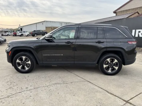 More photos of 2024 Jeep Grand Cherokee 4xe at Braden Chrysler Dodge Jeep Ram, OH