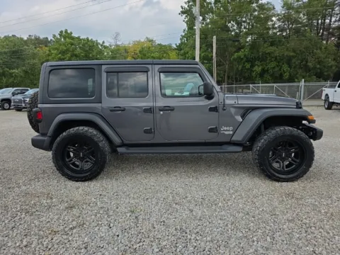 More photos of 2018 Jeep Wrangler Unlimited Sport S at Braden Chrysler Dodge Jeep Ram, OH