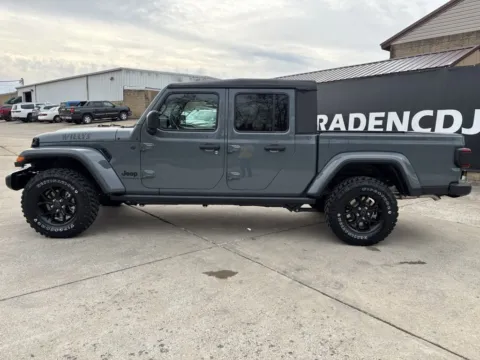 More photos of 2026 Jeep Gladiator Willys at Braden Chrysler Dodge Jeep Ram, OH