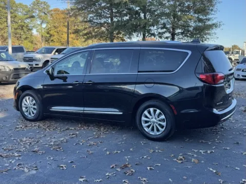 More photos of 2018 Chrysler Pacifica Touring L at Frontline Motors Clayton, NC