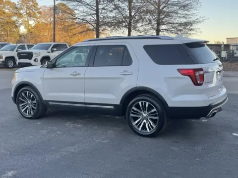 More photos of 2017 Ford Explorer Platinum at Frontline Motors Clayton, NC