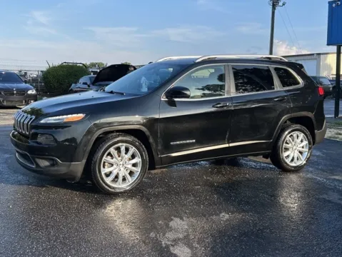 More photos of 2017 Jeep Cherokee Limited at Frontline Motors Clayton, NC