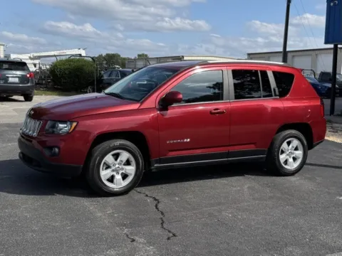 More photos of 2017 Jeep Compass Latitude at Frontline Motors Clayton, NC