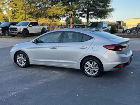 More photos of 2020 Hyundai Elantra SEL at Frontline Motors Clayton, NC