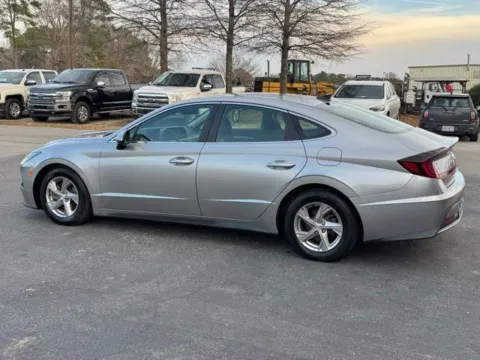 More photos of 2021 Hyundai Sonata SE at Frontline Motors Clayton, NC