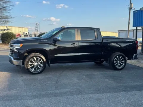 More photos of 2022 Chevrolet Silverado 1500 LT at Frontline Motors Clayton, NC