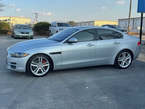 More photos of 2017 Jaguar XE 35t Prestige at Frontline Motors Clayton, NC