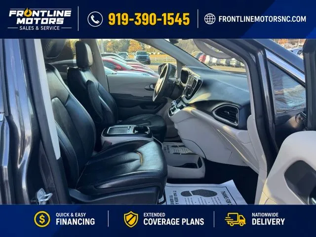 2022 Chrysler Pacifica Touring L - Photo 10