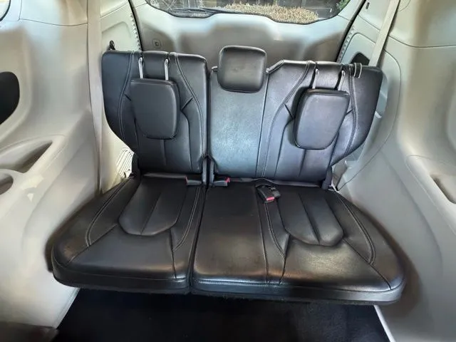 2022 Chrysler Pacifica Touring L - Photo 20