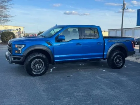 More photos of 2019 Ford F-150 Raptor at Frontline Motors Clayton, NC