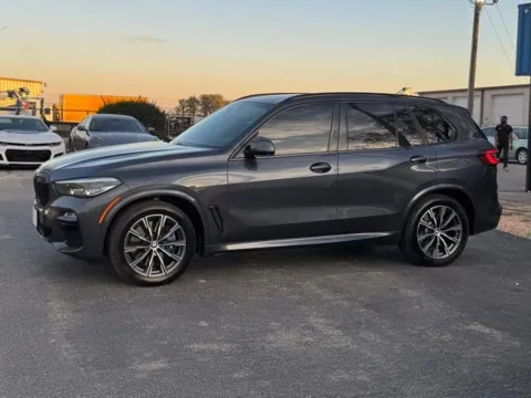 More photos of 2021 BMW X5 M50i at Frontline Motors Clayton, NC