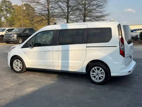 More photos of 2020 Ford Transit Connect XLT at Frontline Motors Clayton, NC
