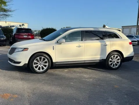 More photos of 2013 Lincoln MKT at Frontline Motors Clayton, NC