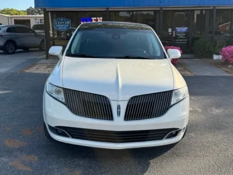 Another view of 2013 Lincoln MKT for sale in Clayton, NC at Frontline Motors Clayton