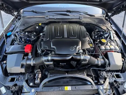 Photos of 2016 Jaguar XF 35t Prestige for sale in Clayton, NC at Frontline Motors Clayton