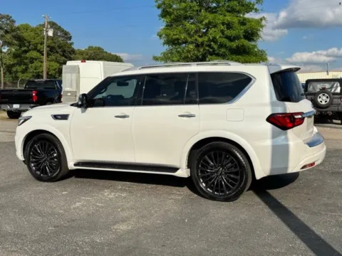 More photos of 2023 INFINITI QX80 Sensory at Frontline Motors Clayton, NC