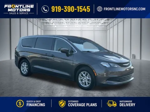 Unknown 2017 Chrysler Pacifica Touring for sale in Clayton, NC