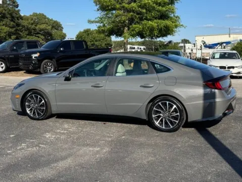 More photos of 2022 Hyundai Sonata Limited at Frontline Motors Clayton, NC