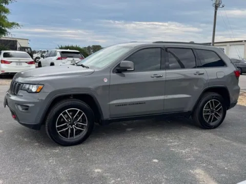 More photos of 2019 Jeep Grand Cherokee Trailhawk at Frontline Motors Clayton, NC