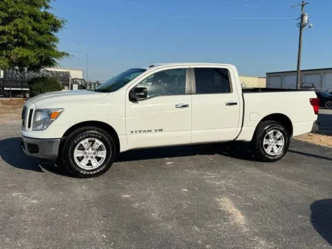 More photos of 2019 Nissan Titan SV at Frontline Motors Clayton, NC