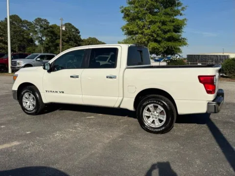 More photos of 2019 Nissan Titan SV at Frontline Motors Clayton, NC