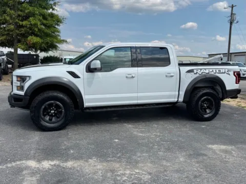 More photos of 2018 Ford F-150 Raptor at Frontline Motors Clayton, NC