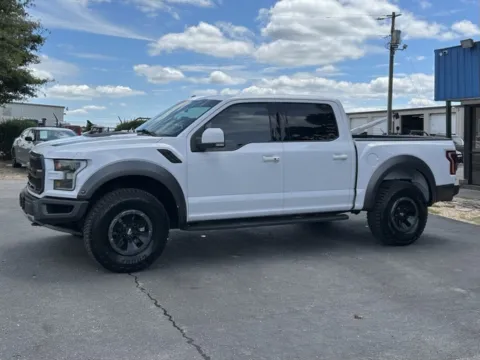 More photos of 2017 Ford F-150 Raptor at Frontline Motors Clayton, NC