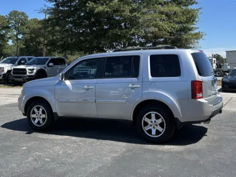 More photos of 2011 Honda Pilot Touring at Frontline Motors Clayton, NC