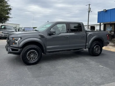 More photos of 2020 Ford F-150 Raptor at Frontline Motors Clayton, NC