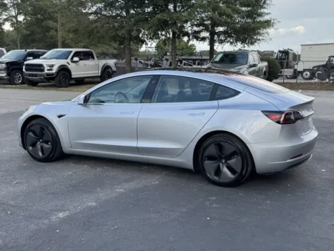 More photos of 2018 Tesla Model 3 Long Range at Frontline Motors Clayton, NC