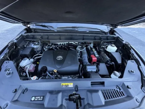 Photos of 2021 Toyota Highlander XLE for sale in Clayton, NC at Frontline Motors Clayton