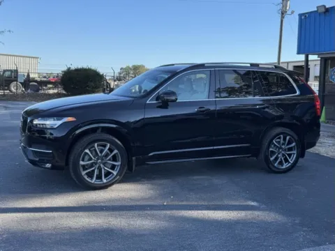 More photos of 2017 Volvo XC90 T5 Momentum at Frontline Motors Clayton, NC