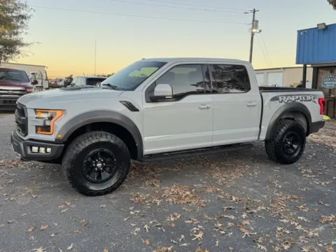 More photos of 2017 Ford F-150 Raptor at Frontline Motors Clayton, NC